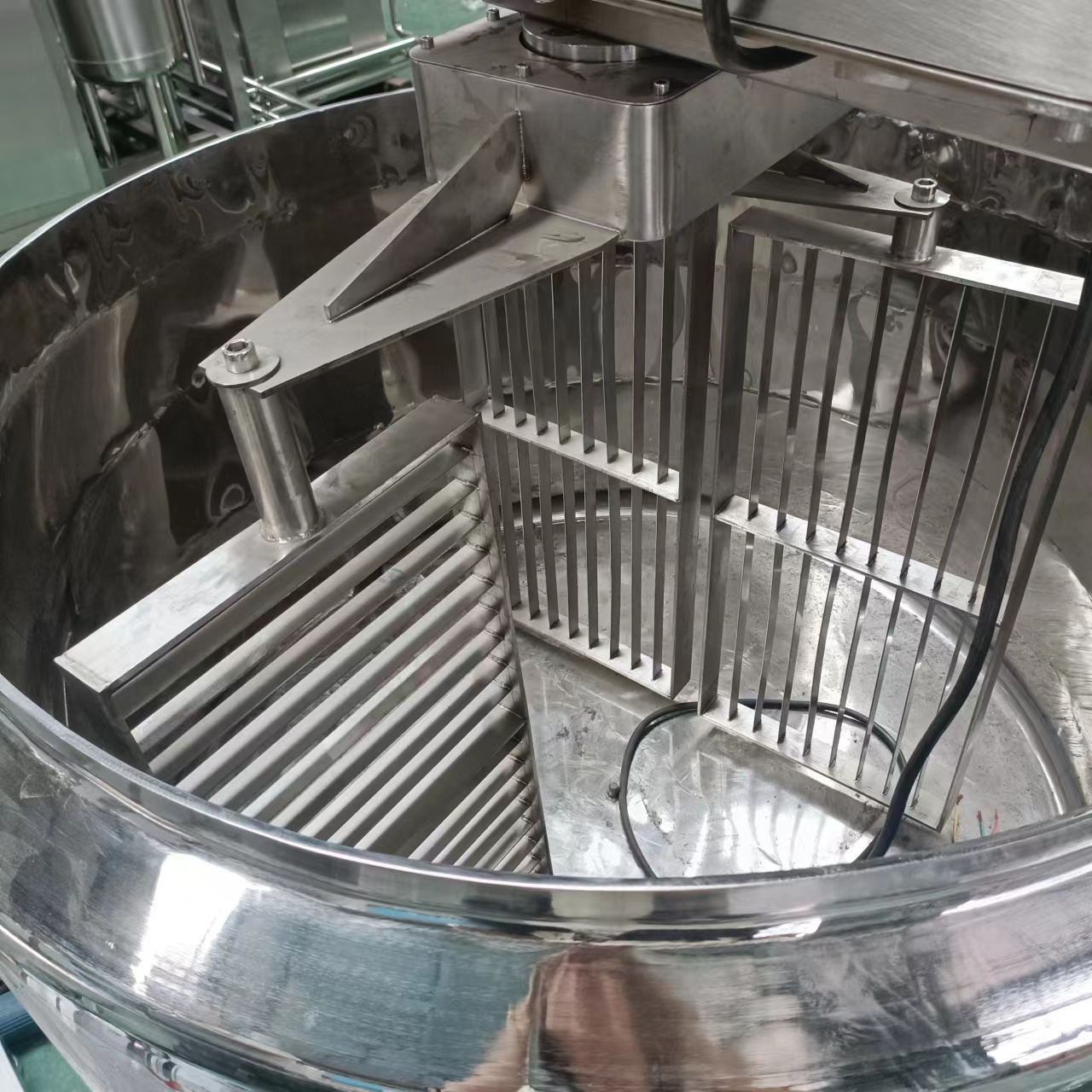 Small Automatic Cheese Process - Planted Tank recension och pris